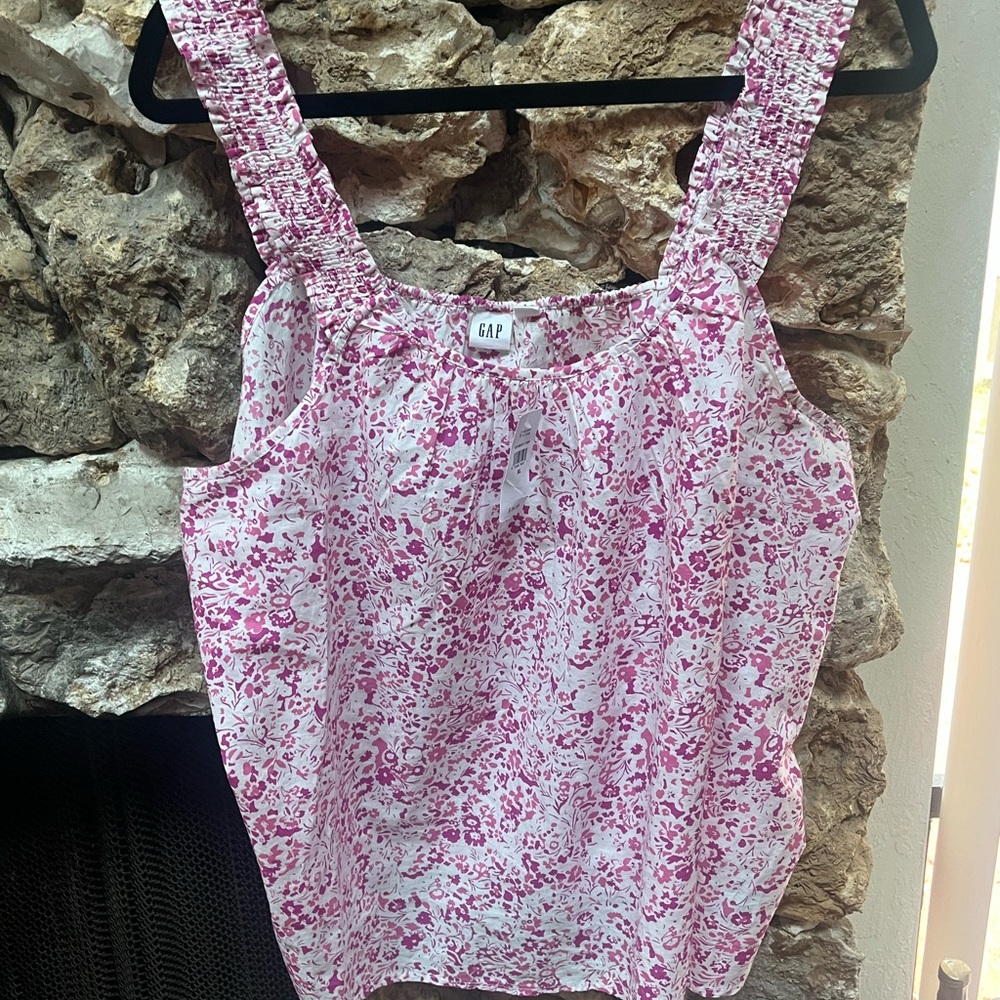 NWT GAP Pink and White Blouse Elegant Top